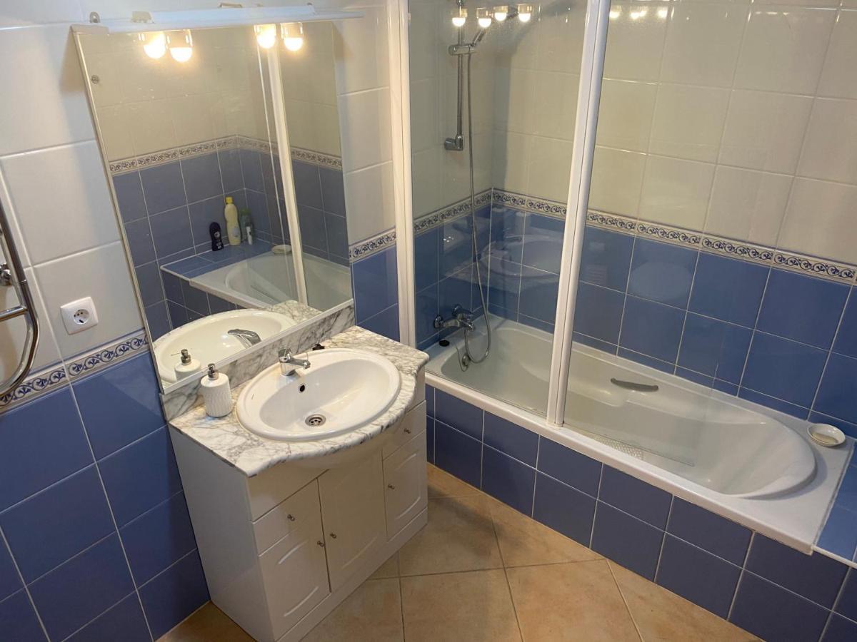 Senhora da Luz St. James Beach & Pool Apartment מראה חיצוני תמונה