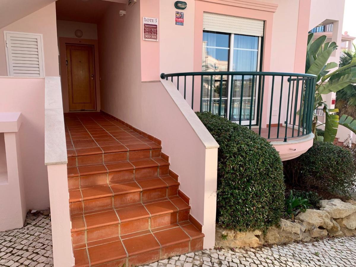 Senhora da Luz St. James Beach & Pool Apartment מראה חיצוני תמונה